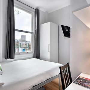 Double Room Private External Bathroom